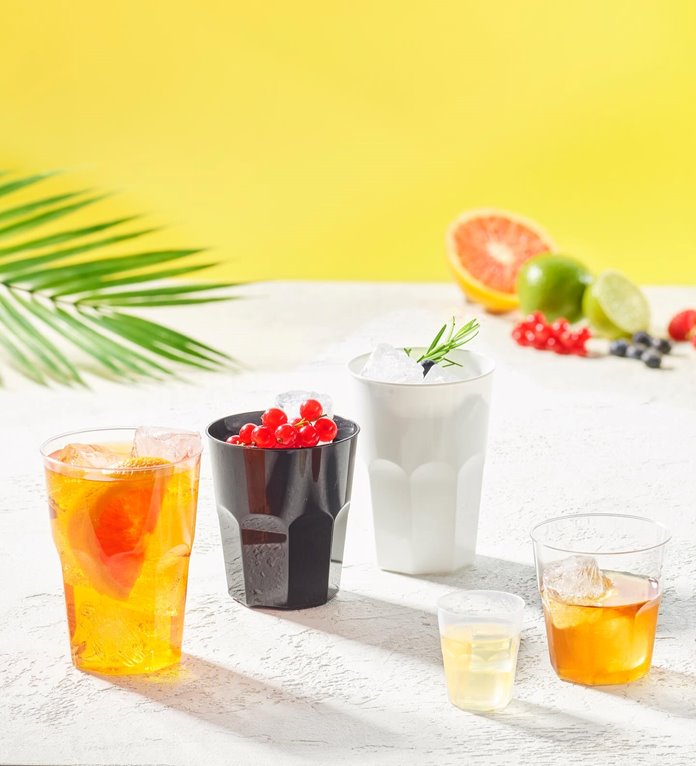 Czarne kubki plastikowe ZMYWARKA dla wymagających