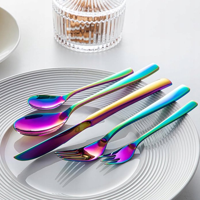 Opalizujące sztućce 30 el/ 6 os