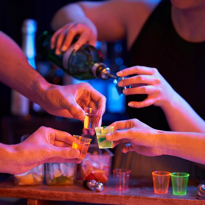 Kieliszki do wódki RÓŻOWE i NiEBIESKIE 20 sztuk