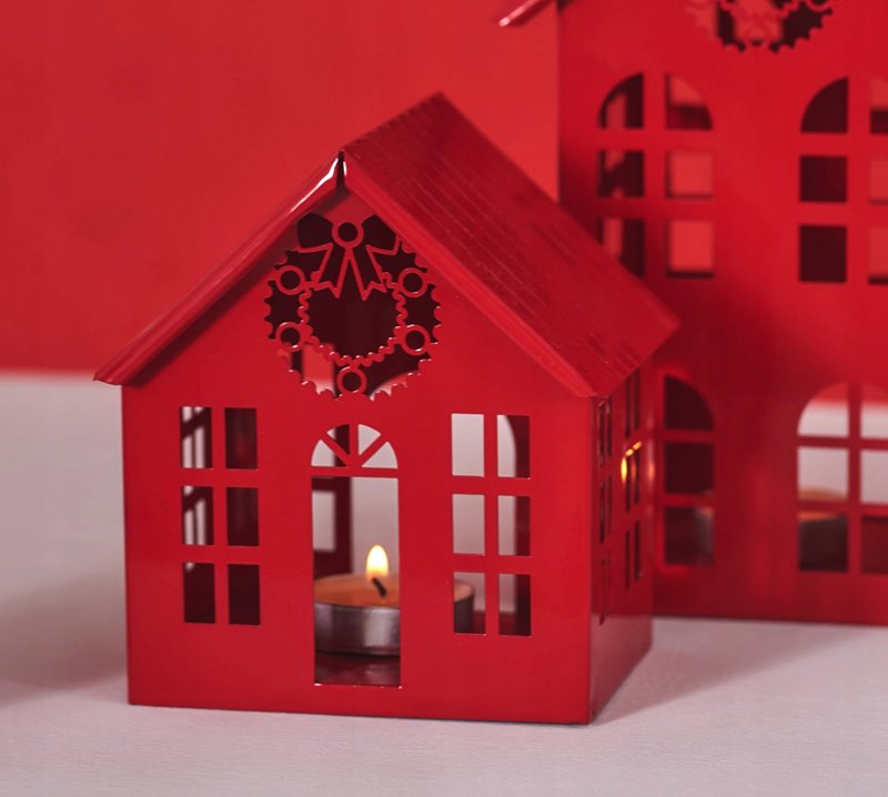 Domek czerwony metalowy