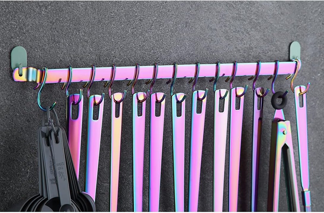 Opalizujący reling kuchenny