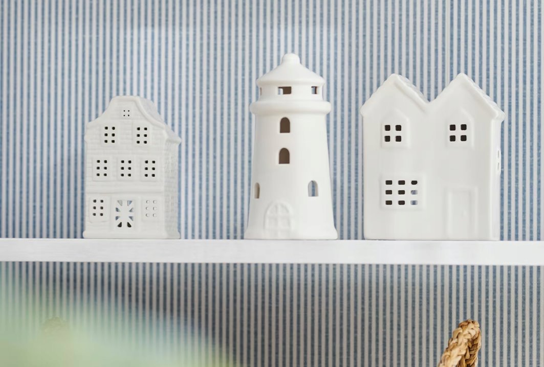 Domek dekoracyjny biały 13 cm