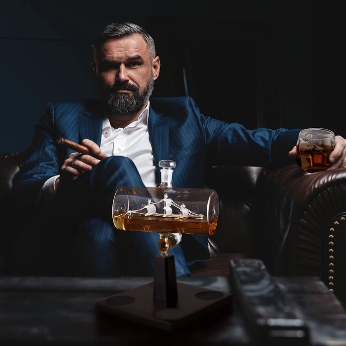 Karafka do whisky statek 1,5 l