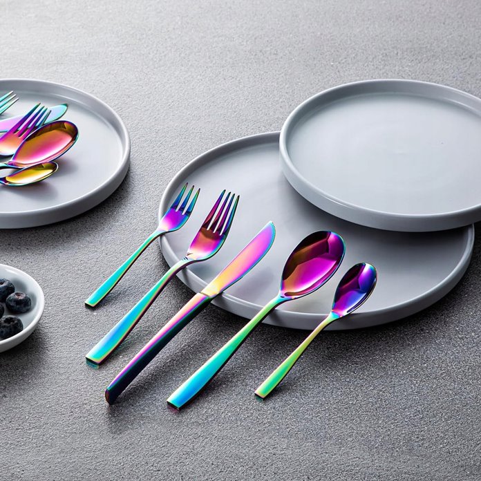 Opalizujące sztućce 30 el/ 6 os