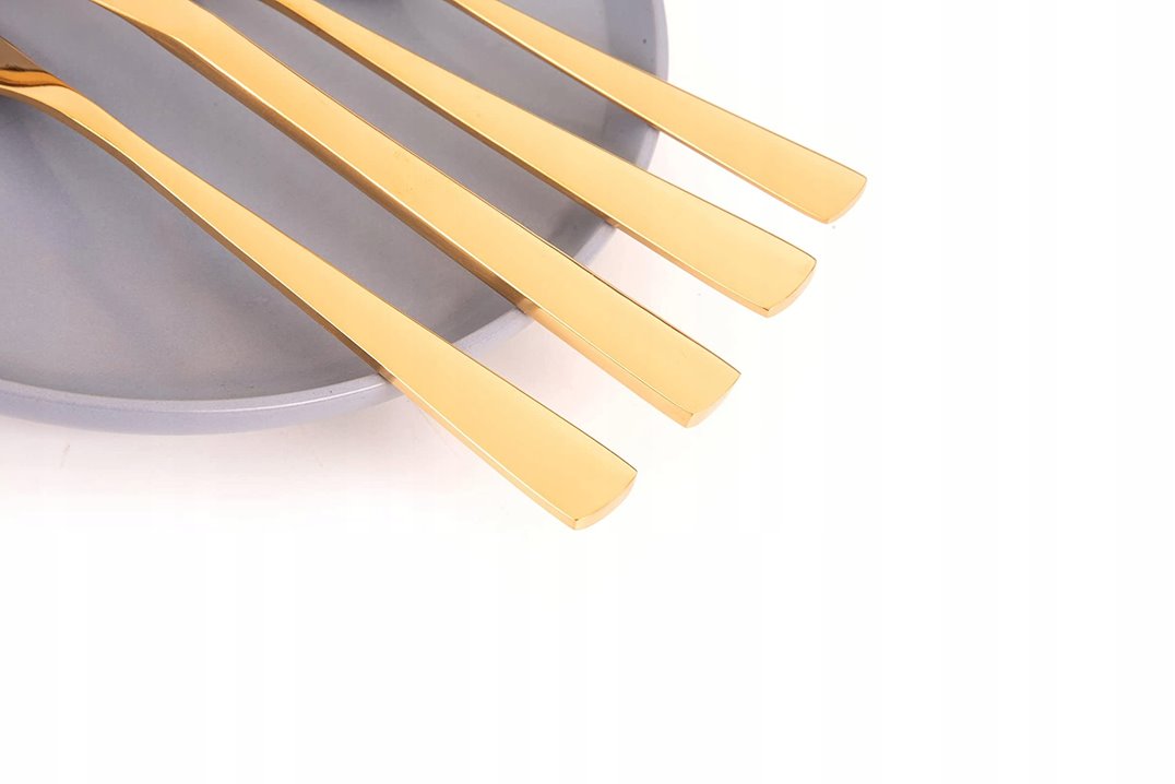 Komplet sztućców 30 el. dla 6 osób złote sztućce w opakowaniu prezentowym