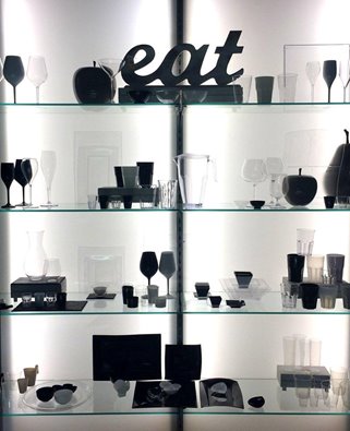 Czarne kubki plastikowe ZMYWARKA dla wymagających