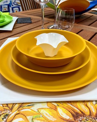 Talerze złote plastikowe HoReCa deserowe