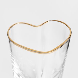 Szklanka do napojów Homla 280 ml w kaształcie serca ze złotą obwódką