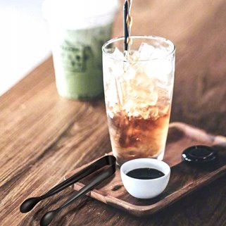 Czarne szczypce do cukru 11 cm