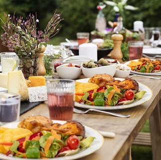 Zestaw imprezowy złoty dla 25 osób wielorazowy