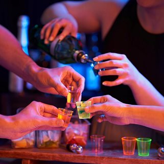 Kieliszki do wódki RÓŻOWE i NiEBIESKIE 20 sztuk