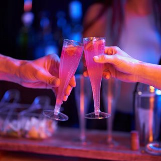 Kieliszki do szampana złote 10 sztuk brokatowe