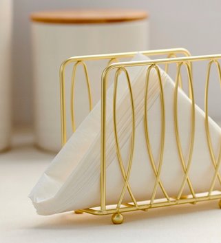 Złoty serwetnik metalowy