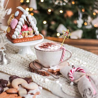 Złote łyżeczki świąteczne z zawieszkami 6 szt.