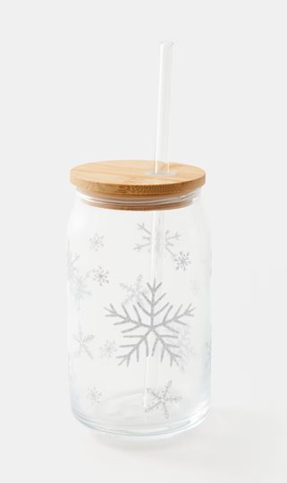 Srebrna szklanka ze śnieżynkami