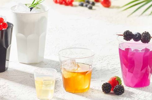 Czarne kubki plastikowe ZMYWARKA dla wymagających